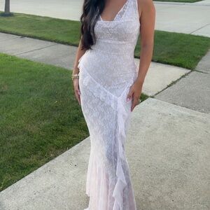 MAJORELLE White Lace Maxi Dress size small!
